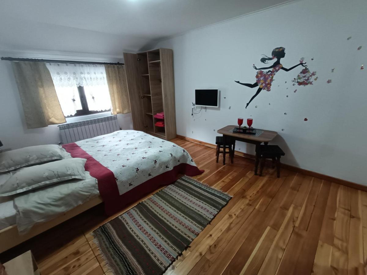 فيلا Casa Dintre Pini Păltinoasa المظهر الخارجي الصورة